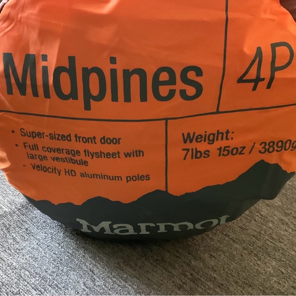 Marmot 4 Person Tent + Rainfly - New - Picture 8 of 13